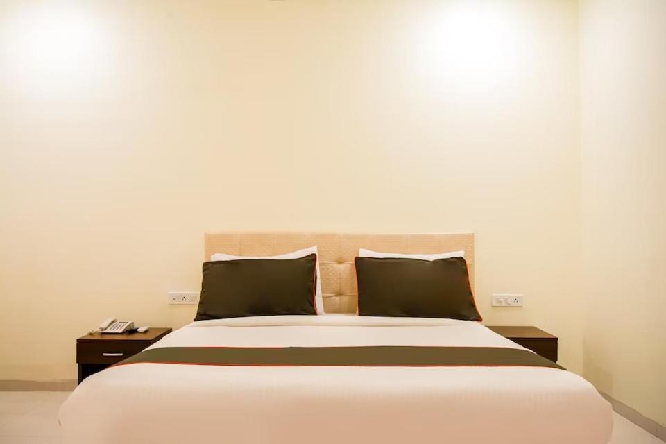 Hotel Lorven Visakhapatnam Exterior foto
